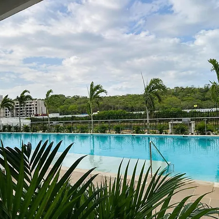 The Serena Luxury Br And Office Near The Cartagena